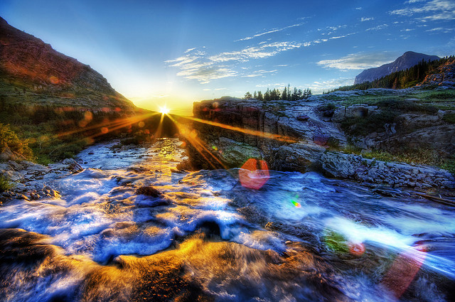 http://www.flickr.com/photos/stuckincustoms/2761252333/